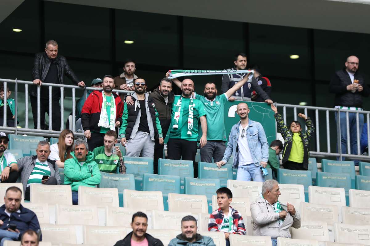 (FOTO GALERİ) BURSASPOR - 23 ELAZIĞ FK TARAFTAR FOTOĞRAFLARI