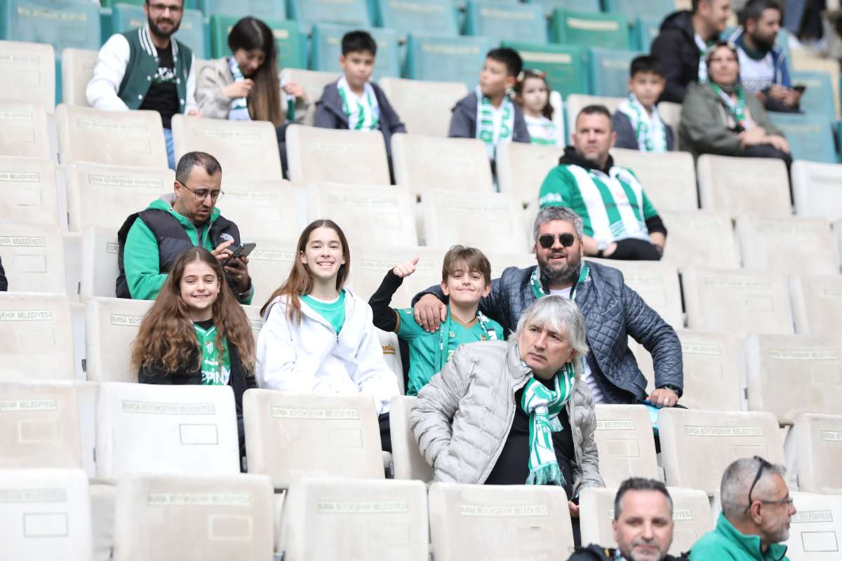 (FOTO GALERİ) BURSASPOR - 23 ELAZIĞ FK TARAFTAR FOTOĞRAFLARI