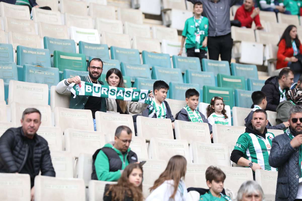 (FOTO GALERİ) BURSASPOR - 23 ELAZIĞ FK TARAFTAR FOTOĞRAFLARI
