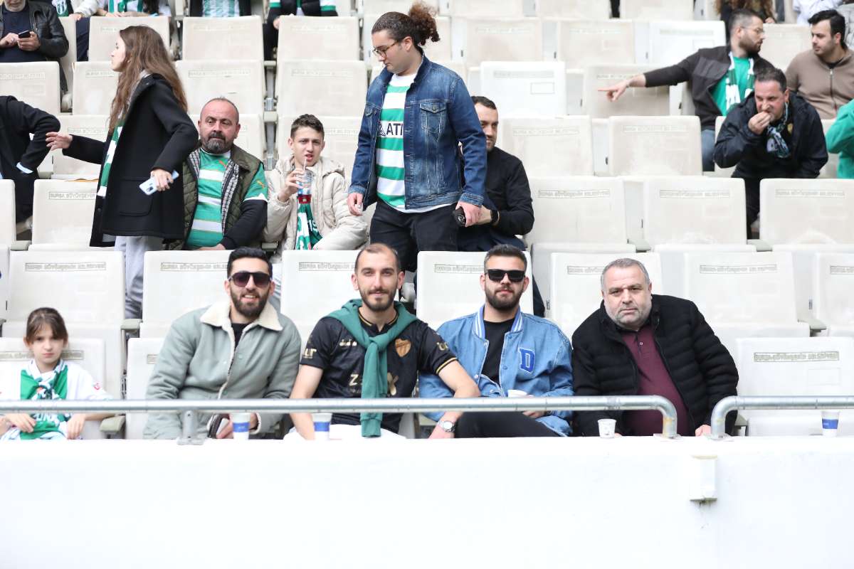 (FOTO GALERİ) BURSASPOR - 23 ELAZIĞ FK TARAFTAR FOTOĞRAFLARI