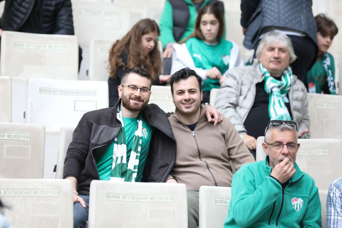 (FOTO GALERİ) BURSASPOR - 23 ELAZIĞ FK TARAFTAR FOTOĞRAFLARI
