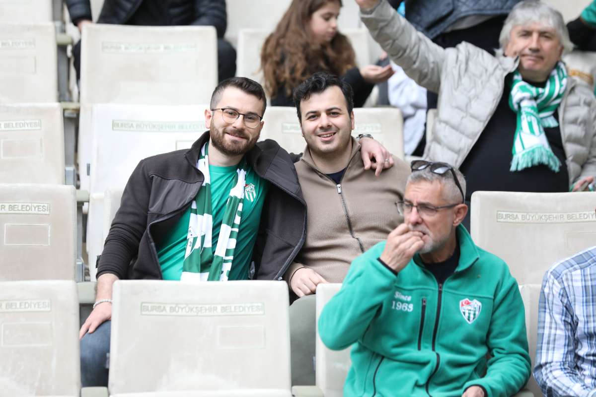 (FOTO GALERİ) BURSASPOR - 23 ELAZIĞ FK TARAFTAR FOTOĞRAFLARI