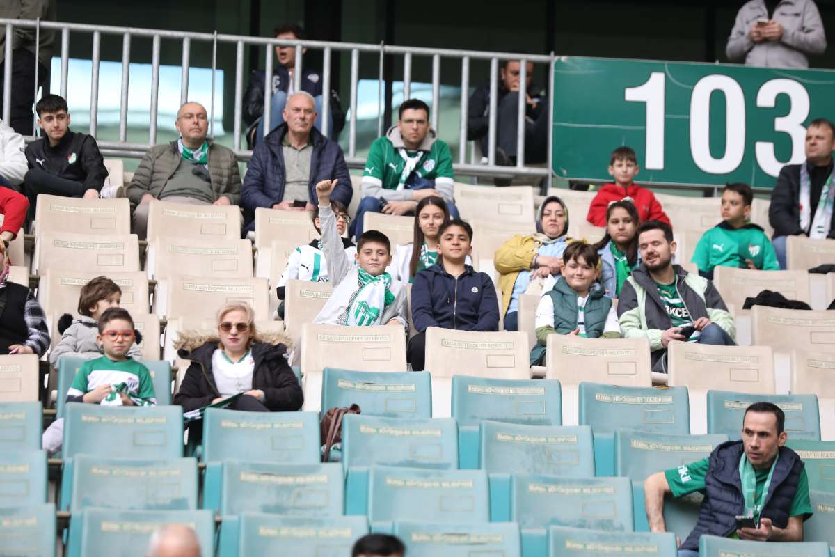 (FOTO GALERİ) BURSASPOR - 23 ELAZIĞ FK TARAFTAR FOTOĞRAFLARI