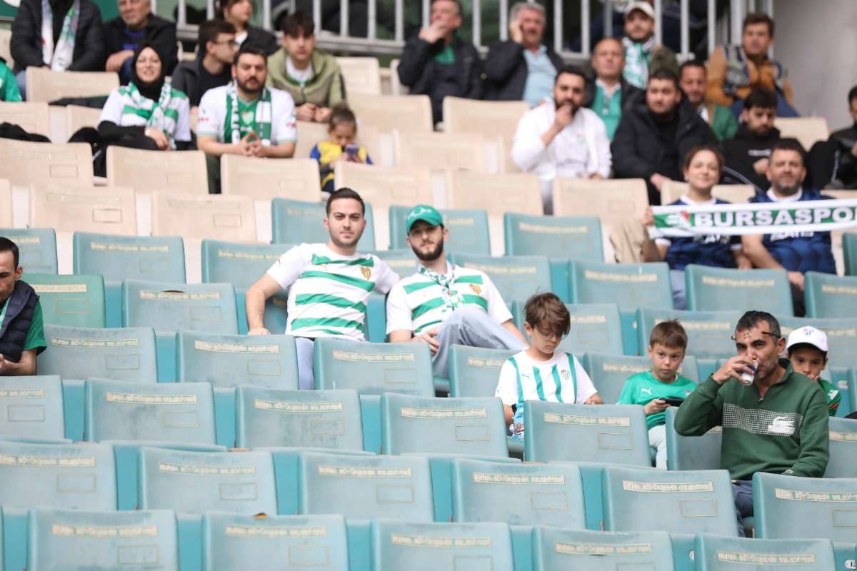 (FOTO GALERİ) BURSASPOR - 23 ELAZIĞ FK TARAFTAR FOTOĞRAFLARI