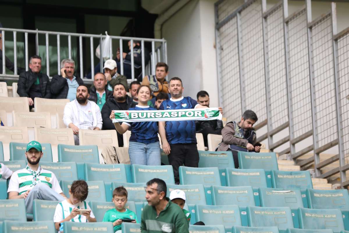 (FOTO GALERİ) BURSASPOR - 23 ELAZIĞ FK TARAFTAR FOTOĞRAFLARI