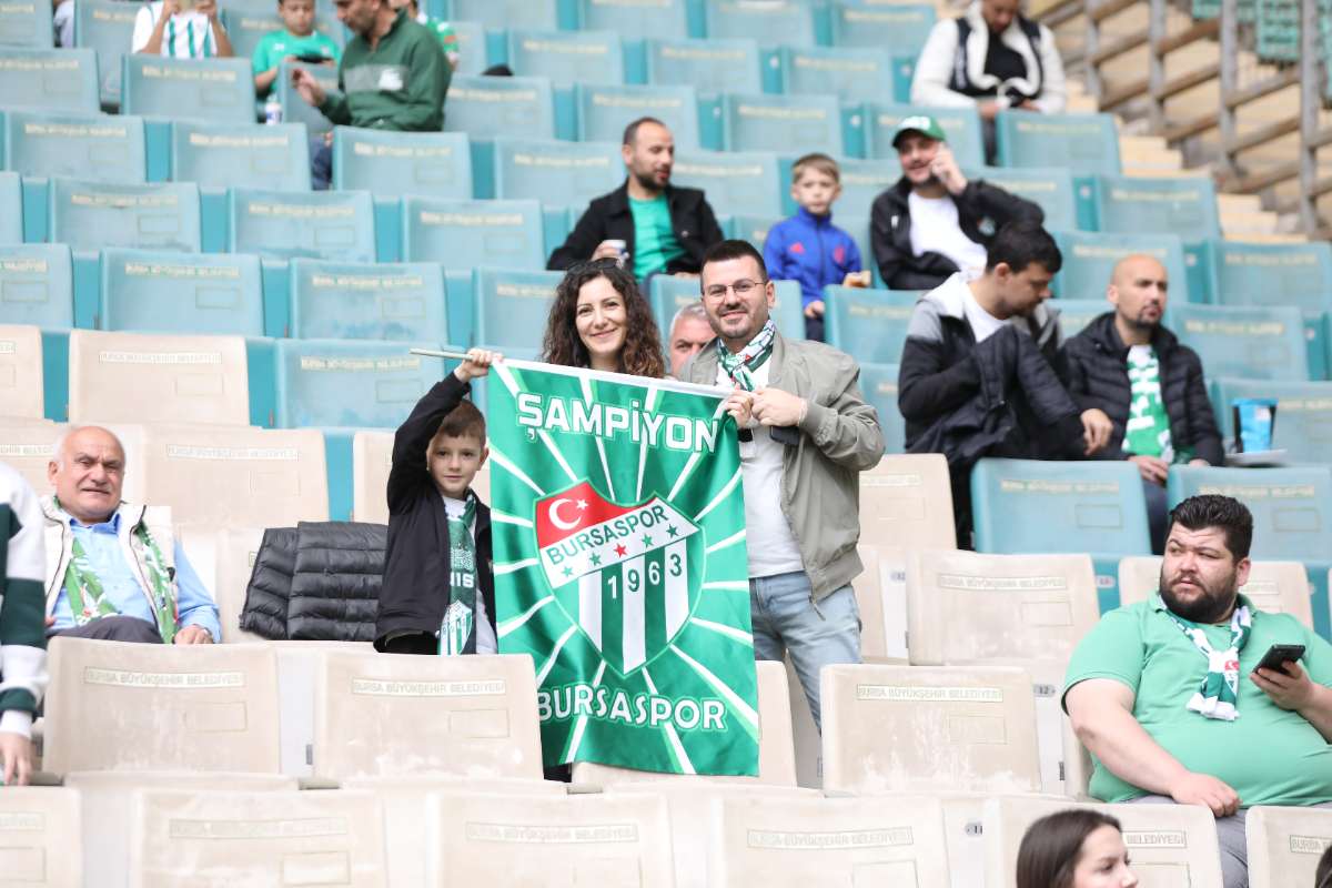 (FOTO GALERİ) BURSASPOR - 23 ELAZIĞ FK TARAFTAR FOTOĞRAFLARI