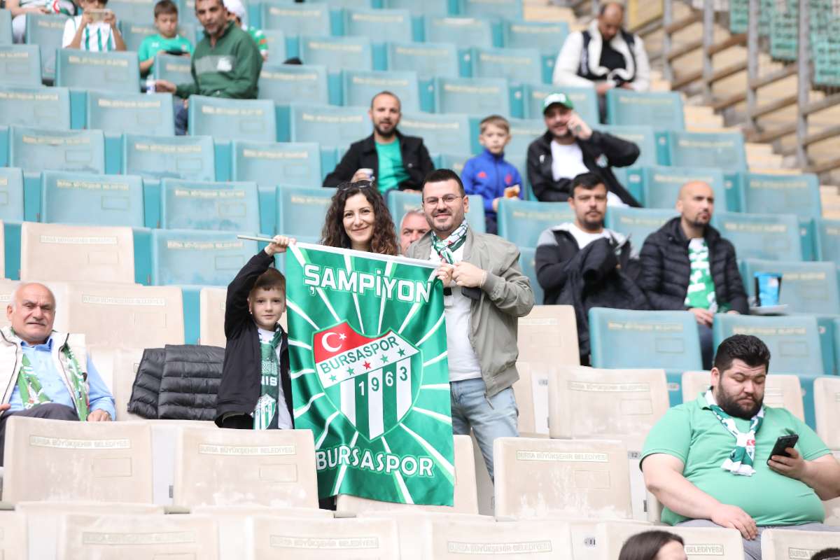 (FOTO GALERİ) BURSASPOR - 23 ELAZIĞ FK TARAFTAR FOTOĞRAFLARI