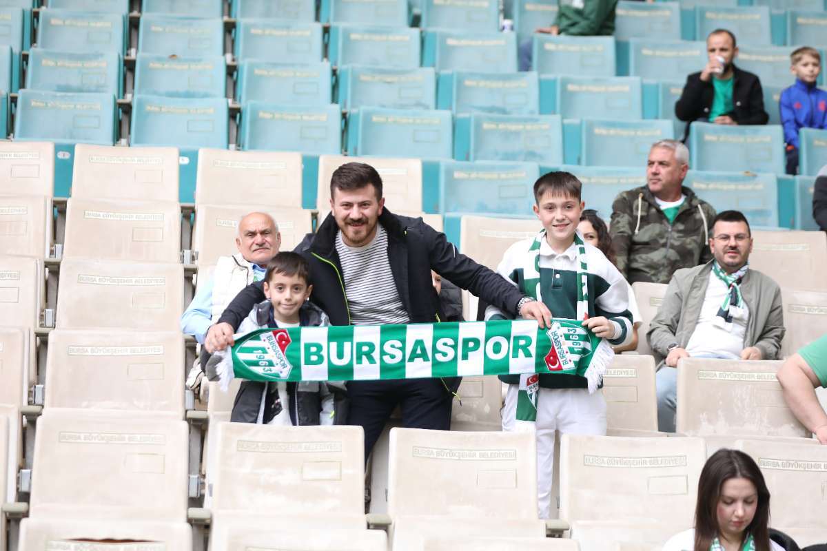 (FOTO GALERİ) BURSASPOR - 23 ELAZIĞ FK TARAFTAR FOTOĞRAFLARI