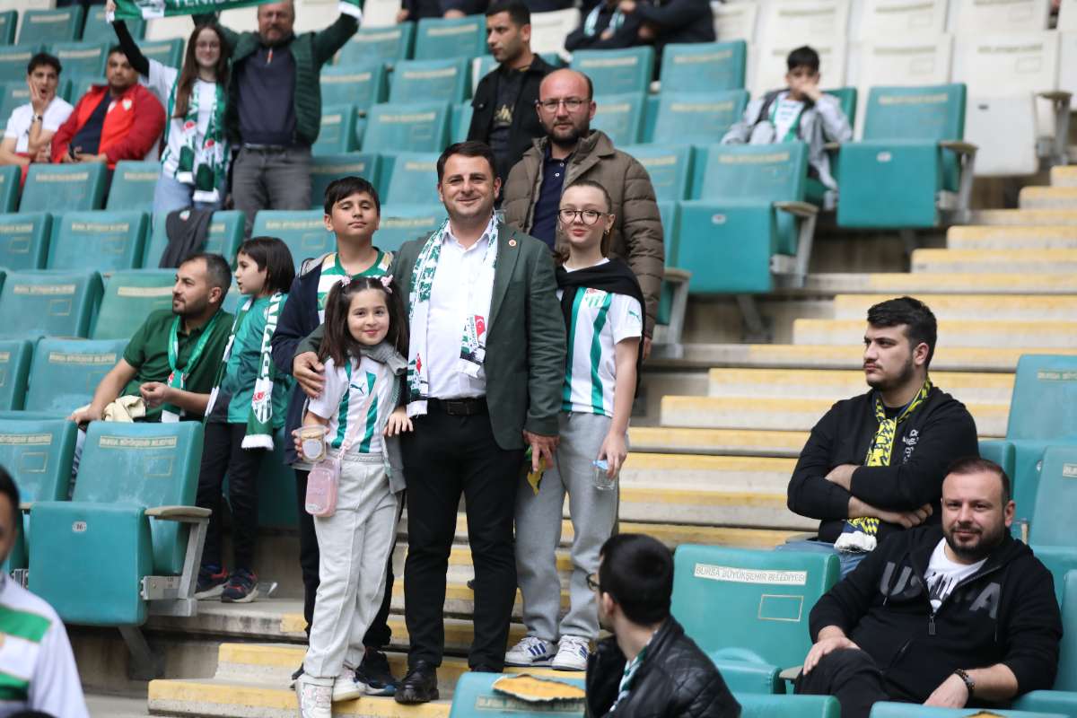 (FOTO GALERİ) BURSASPOR - 23 ELAZIĞ FK TARAFTAR FOTOĞRAFLARI