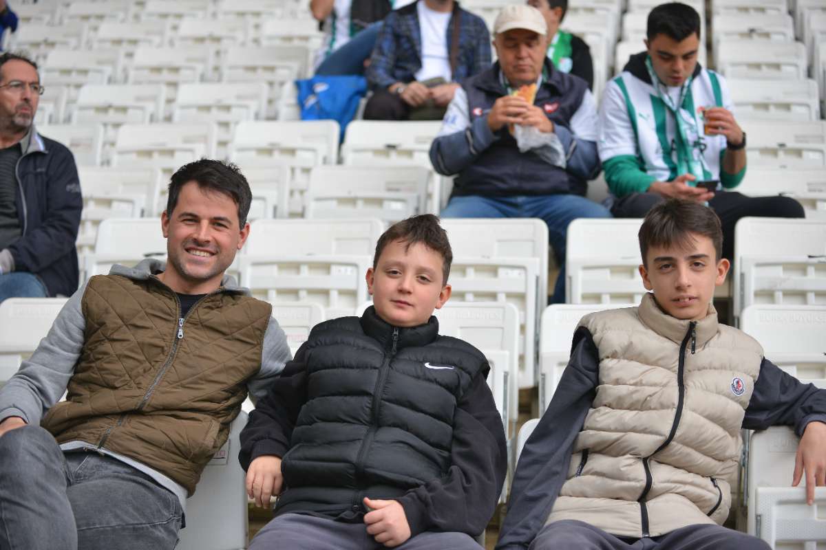 (FOTO GALERİ) BURSASPOR - 23 ELAZIĞ FK TARAFTAR FOTOĞRAFLARI