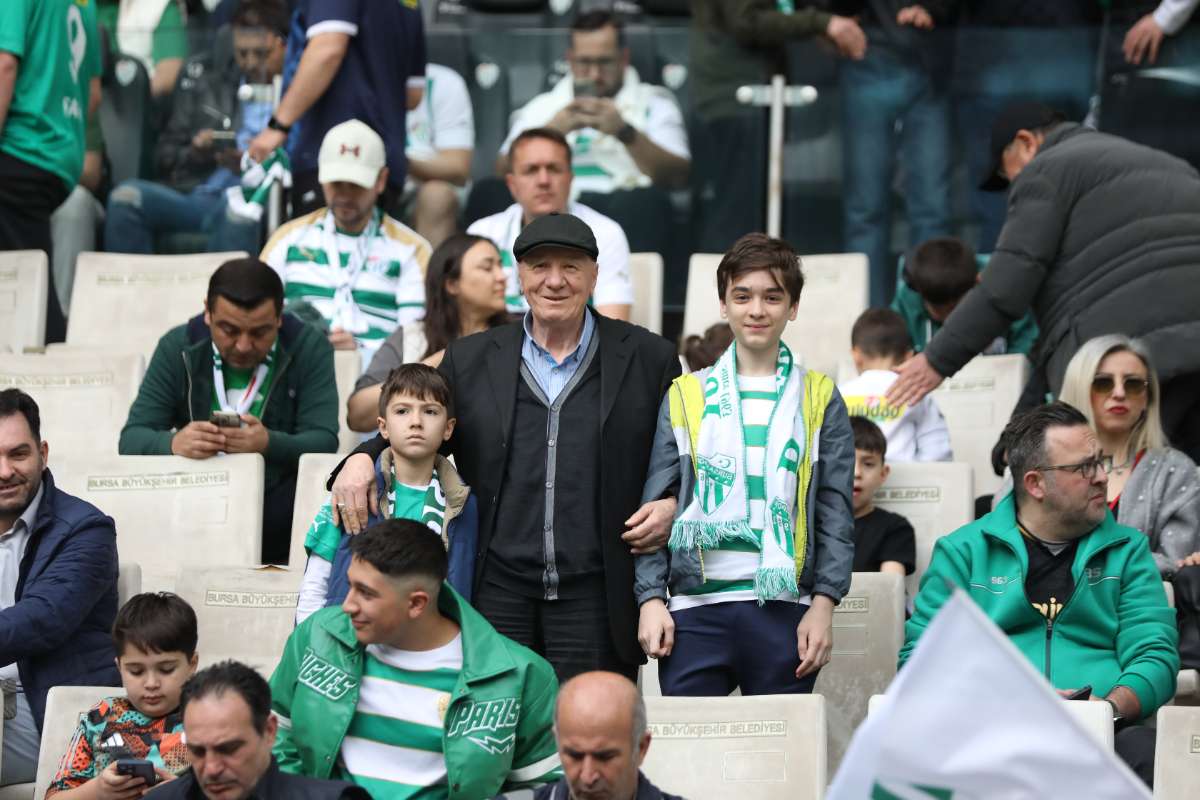 (FOTO GALERİ) BURSASPOR - 23 ELAZIĞ FK TARAFTAR FOTOĞRAFLARI