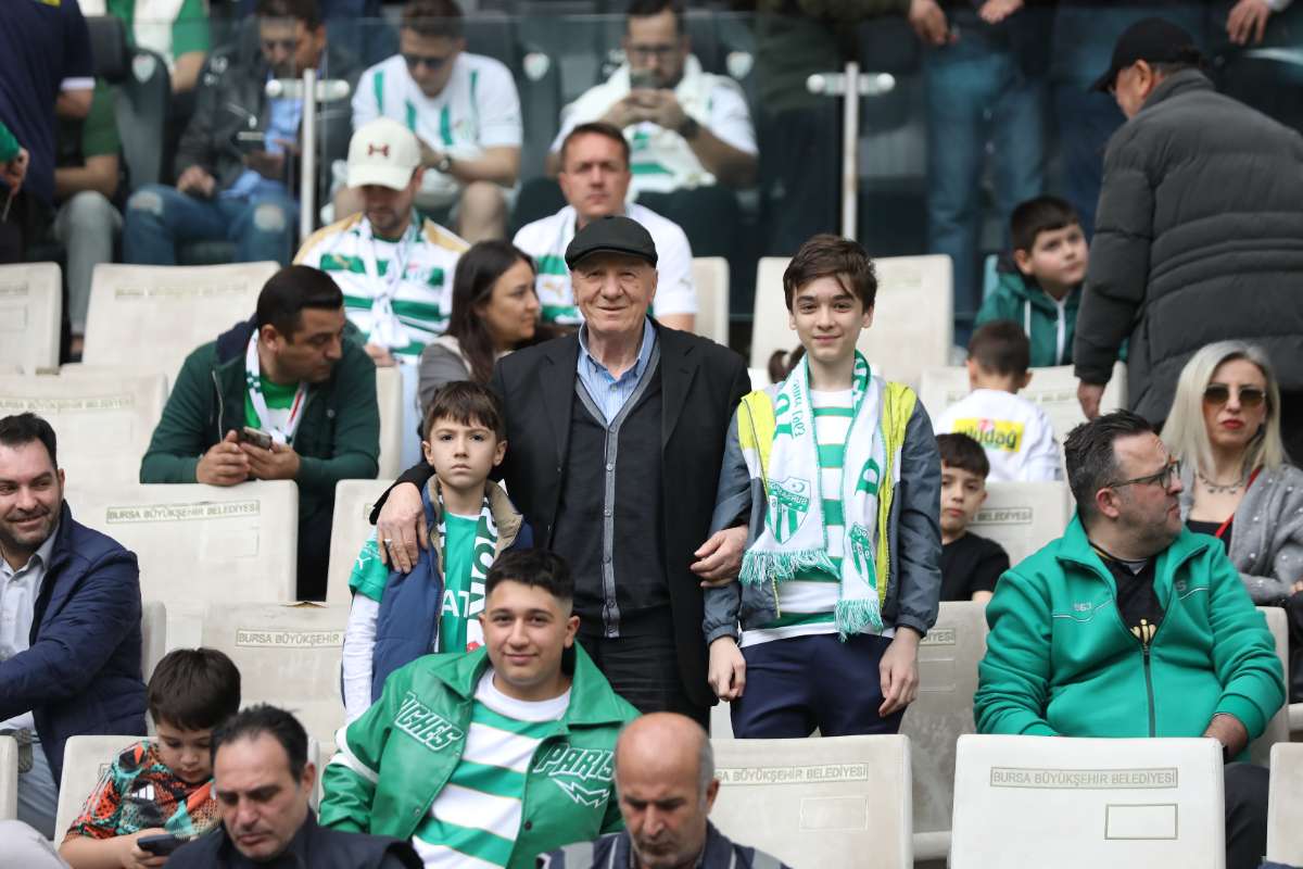 (FOTO GALERİ) BURSASPOR - 23 ELAZIĞ FK TARAFTAR FOTOĞRAFLARI
