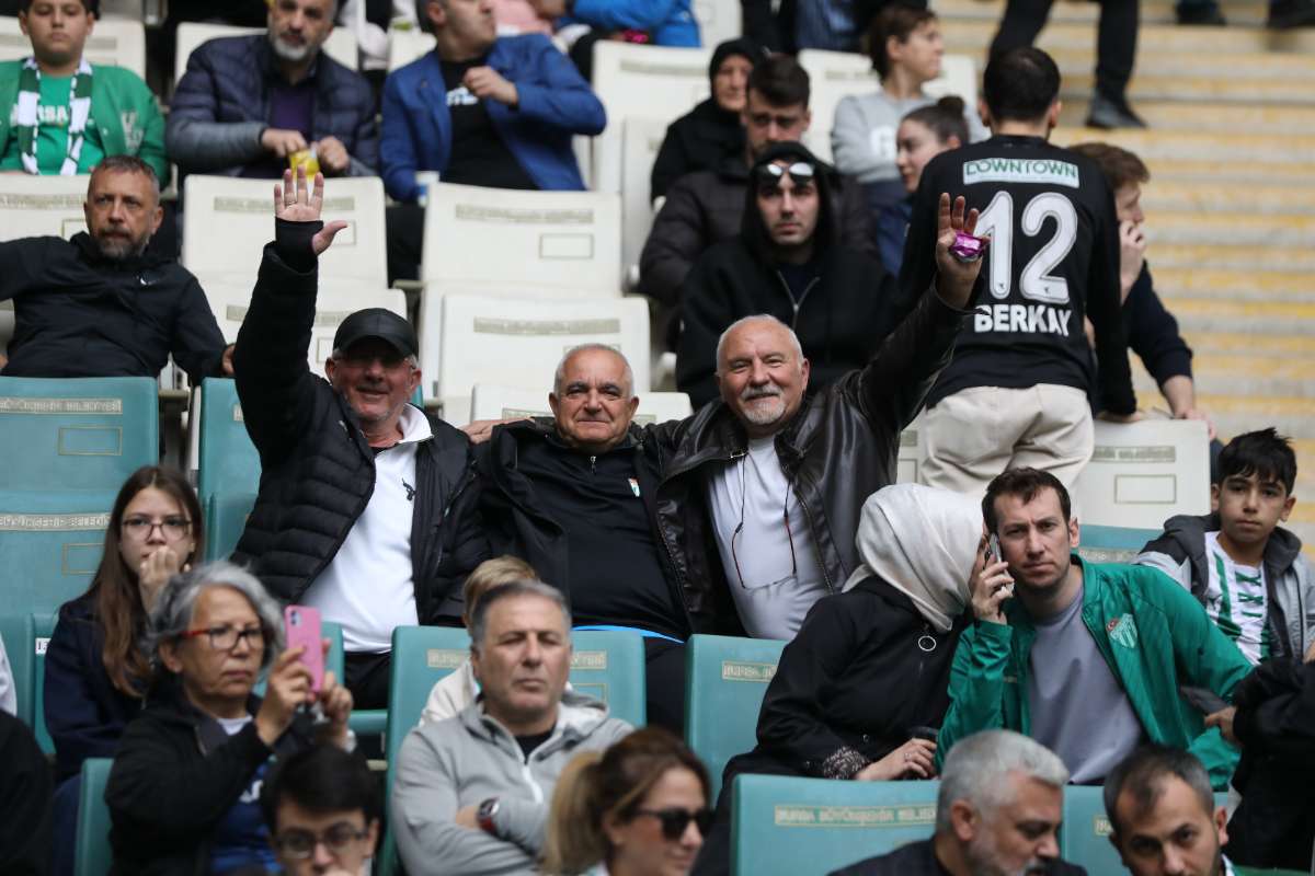 (FOTO GALERİ) BURSASPOR - 23 ELAZIĞ FK TARAFTAR FOTOĞRAFLARI
