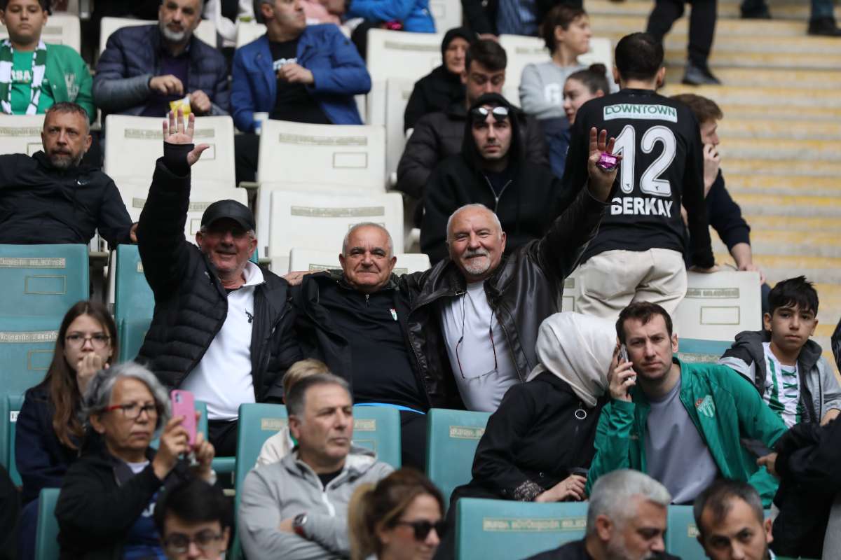 (FOTO GALERİ) BURSASPOR - 23 ELAZIĞ FK TARAFTAR FOTOĞRAFLARI