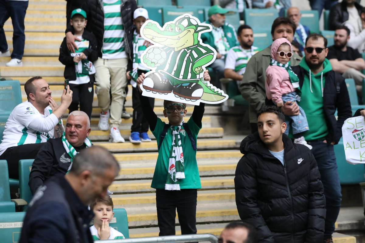 (FOTO GALERİ) BURSASPOR - 23 ELAZIĞ FK TARAFTAR FOTOĞRAFLARI
