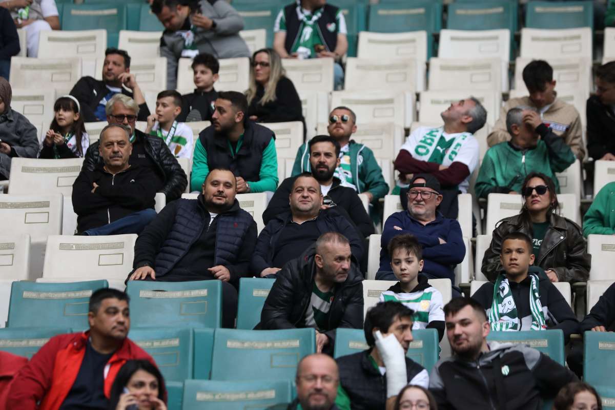 (FOTO GALERİ) BURSASPOR - 23 ELAZIĞ FK TARAFTAR FOTOĞRAFLARI