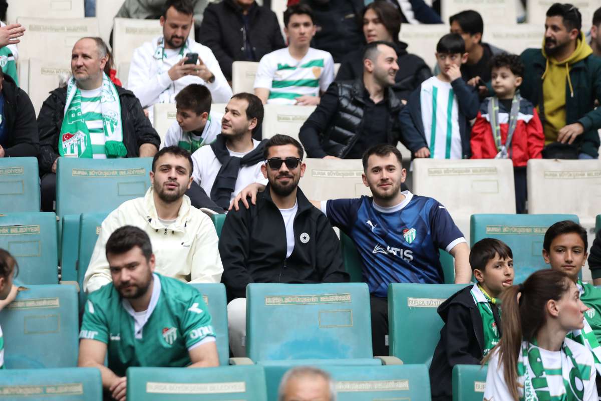 (FOTO GALERİ) BURSASPOR - 23 ELAZIĞ FK TARAFTAR FOTOĞRAFLARI