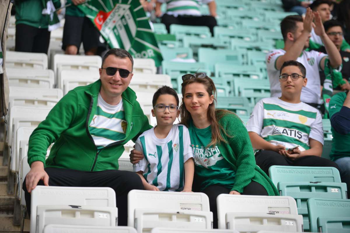 (FOTO GALERİ) BURSASPOR - 23 ELAZIĞ FK TARAFTAR FOTOĞRAFLARI