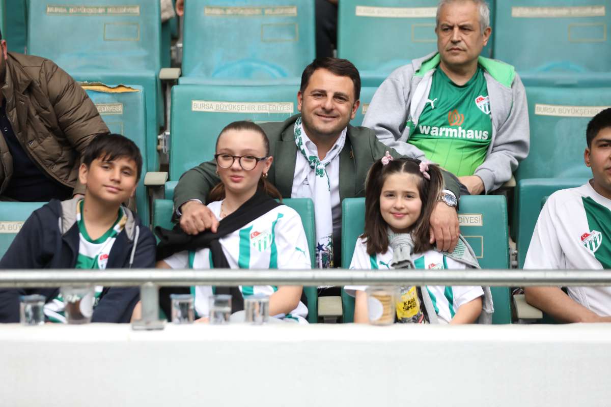 (FOTO GALERİ) BURSASPOR - 23 ELAZIĞ FK TARAFTAR FOTOĞRAFLARI