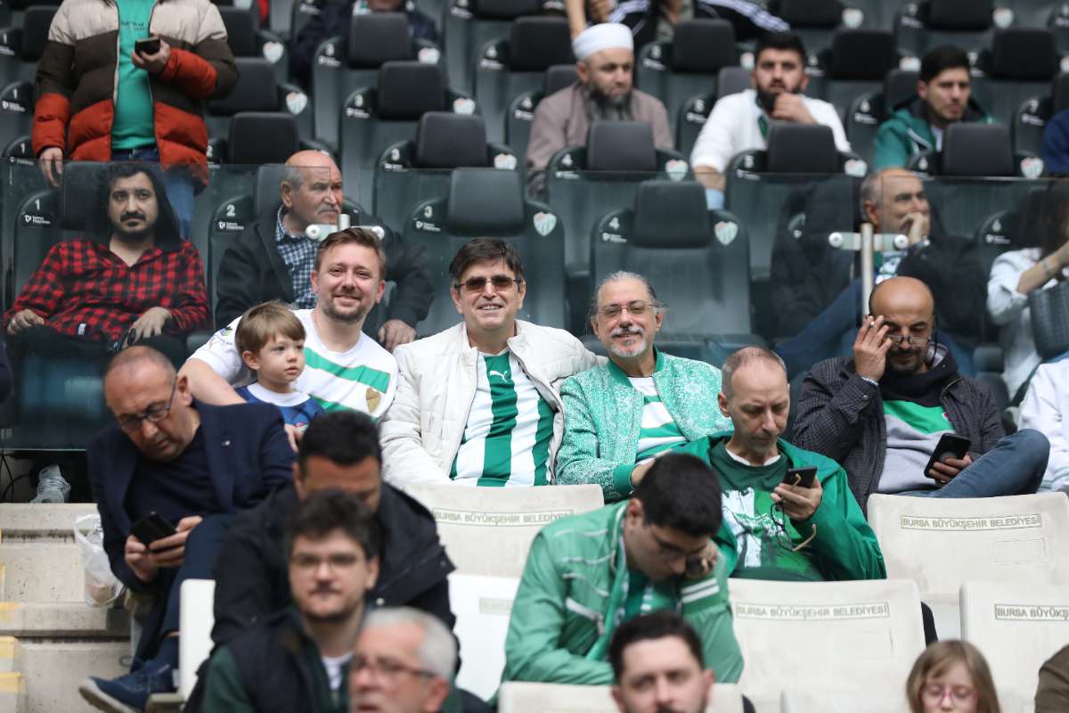 (FOTO GALERİ) BURSASPOR - 23 ELAZIĞ FK TARAFTAR FOTOĞRAFLARI