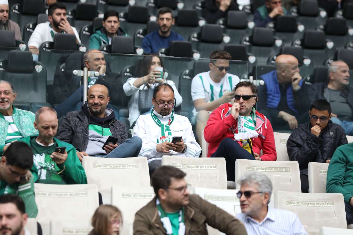 (FOTO GALERİ) BURSASPOR - 23 ELAZIĞ FK TARAFTAR FOTOĞRAFLARI