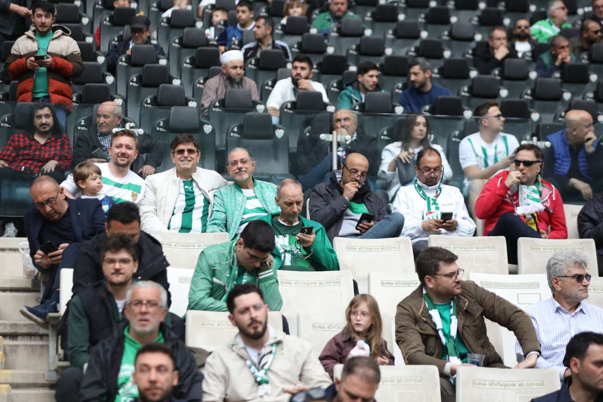 (FOTO GALERİ) BURSASPOR - 23 ELAZIĞ FK TARAFTAR FOTOĞRAFLARI