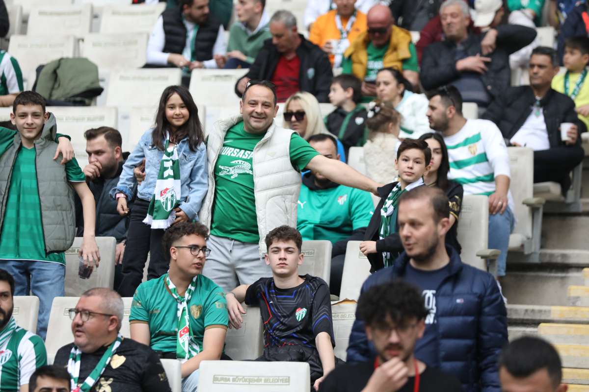 (FOTO GALERİ) BURSASPOR - 23 ELAZIĞ FK TARAFTAR FOTOĞRAFLARI