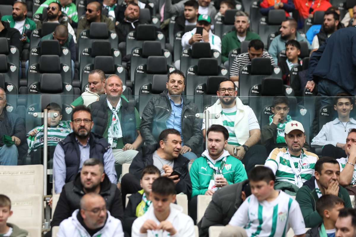 (FOTO GALERİ) BURSASPOR - 23 ELAZIĞ FK TARAFTAR FOTOĞRAFLARI