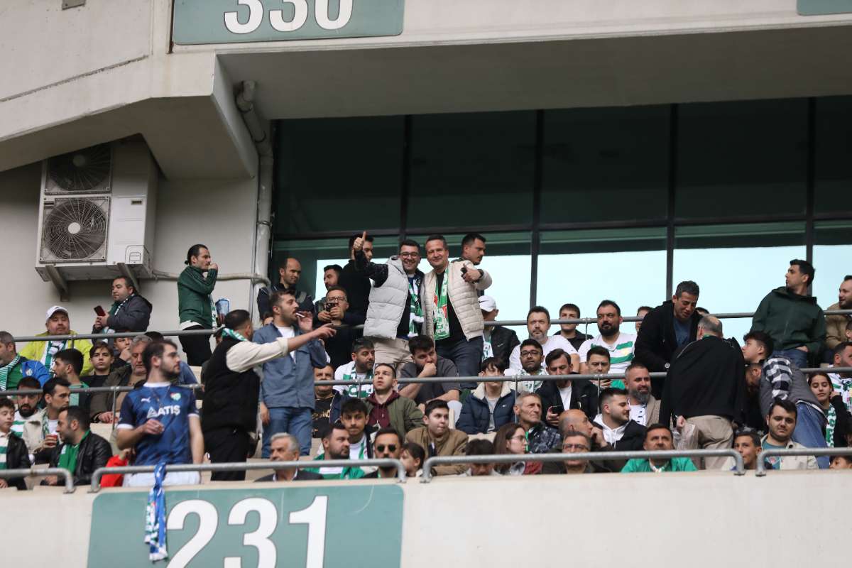 (FOTO GALERİ) BURSASPOR - 23 ELAZIĞ FK TARAFTAR FOTOĞRAFLARI
