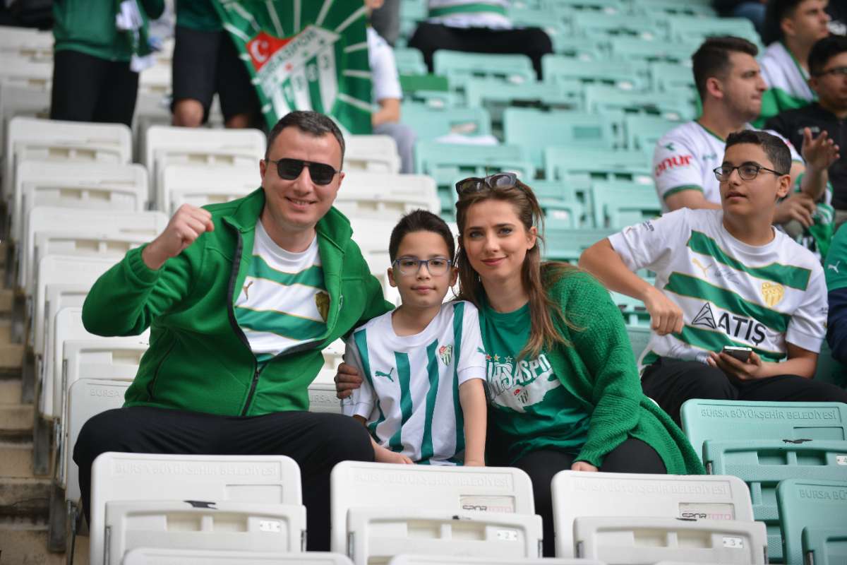 (FOTO GALERİ) BURSASPOR - 23 ELAZIĞ FK TARAFTAR FOTOĞRAFLARI