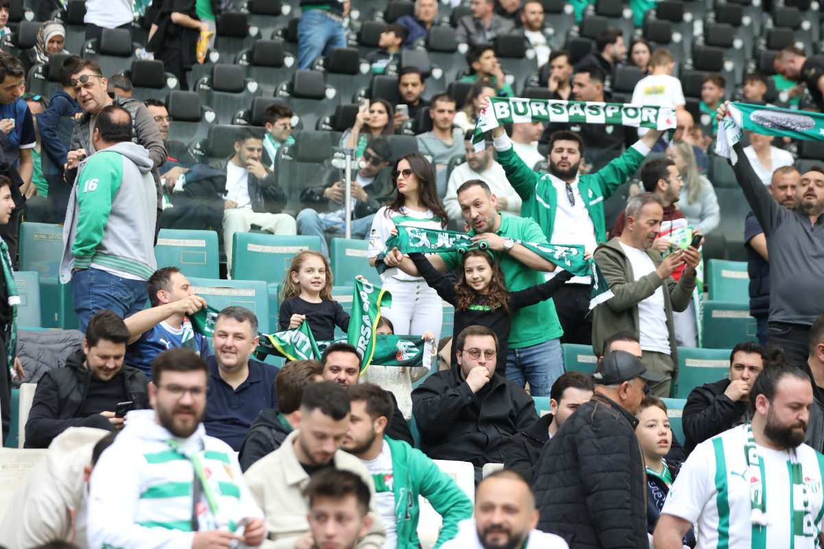 (FOTO GALERİ) BURSASPOR - 23 ELAZIĞ FK TARAFTAR FOTOĞRAFLARI