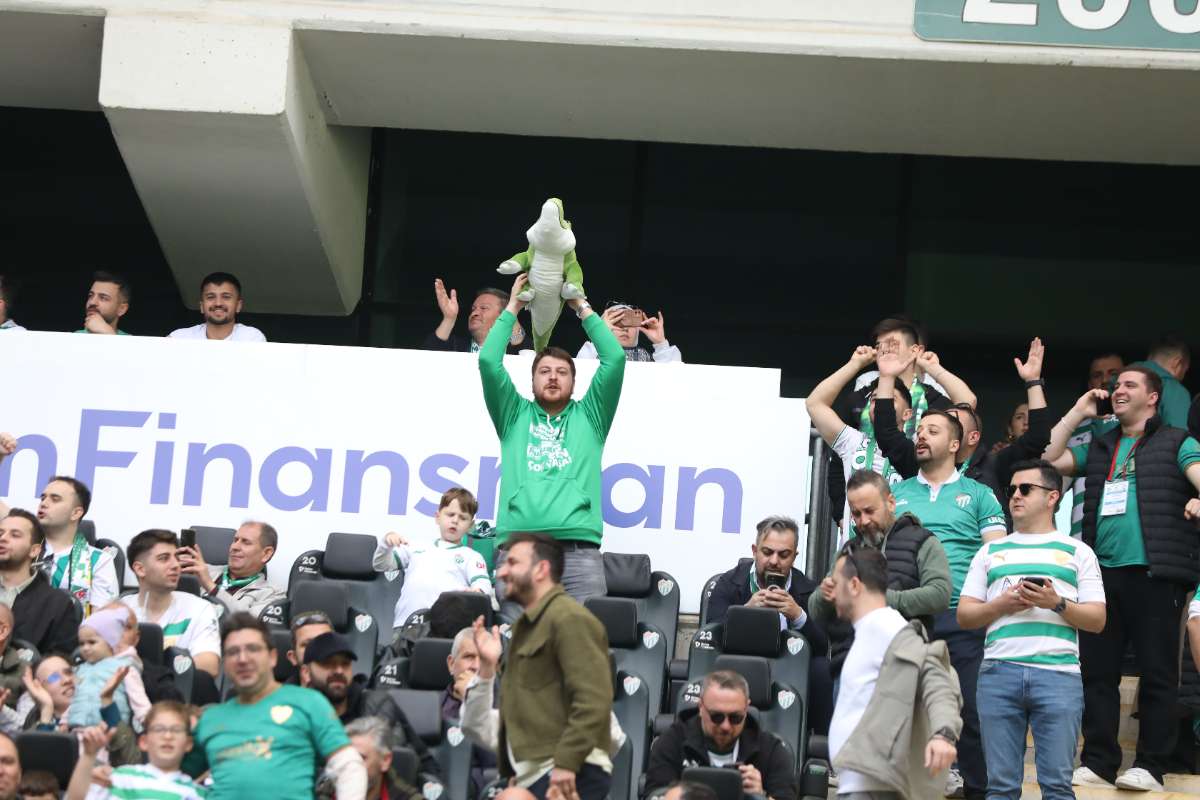 (FOTO GALERİ) BURSASPOR - 23 ELAZIĞ FK TARAFTAR FOTOĞRAFLARI