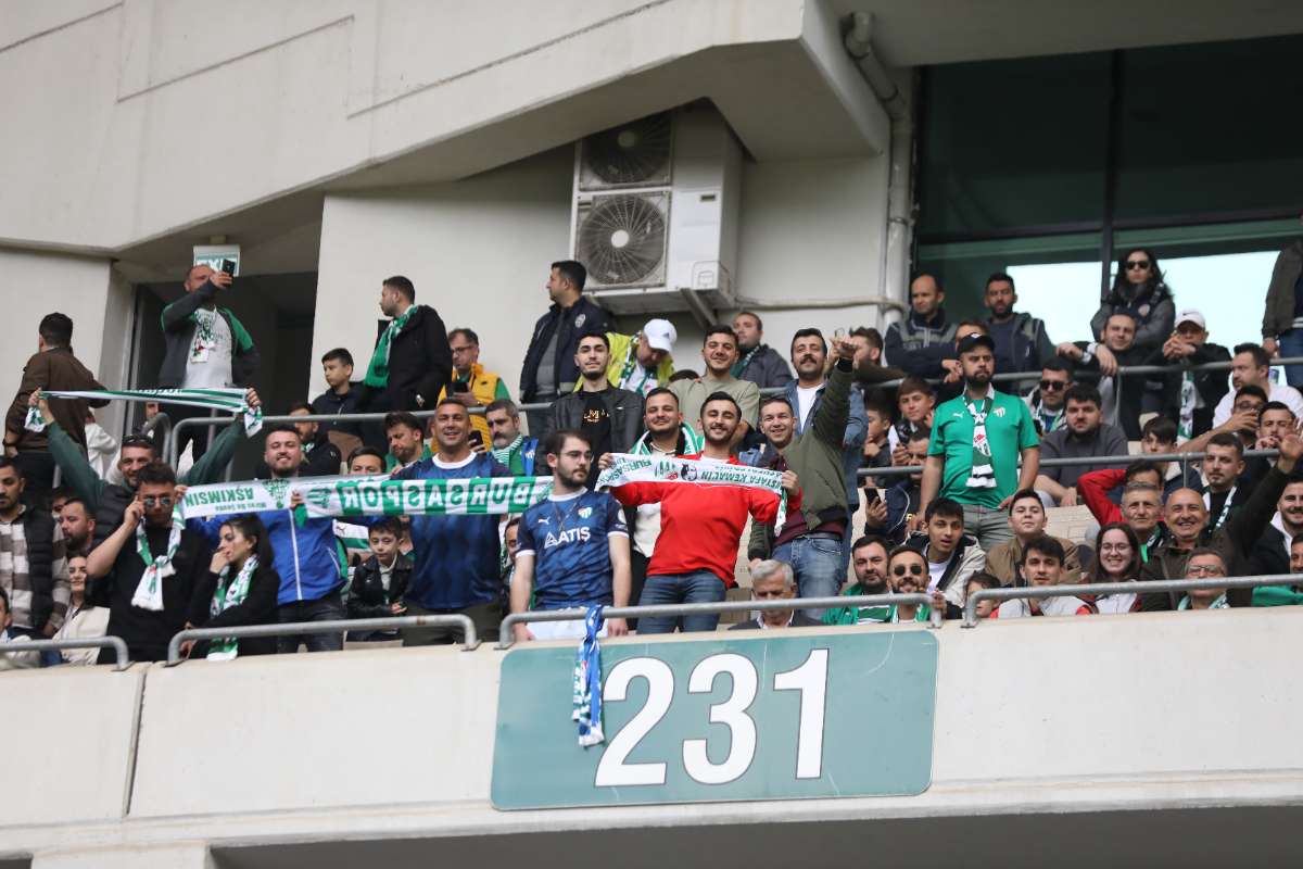 (FOTO GALERİ) BURSASPOR - 23 ELAZIĞ FK TARAFTAR FOTOĞRAFLARI