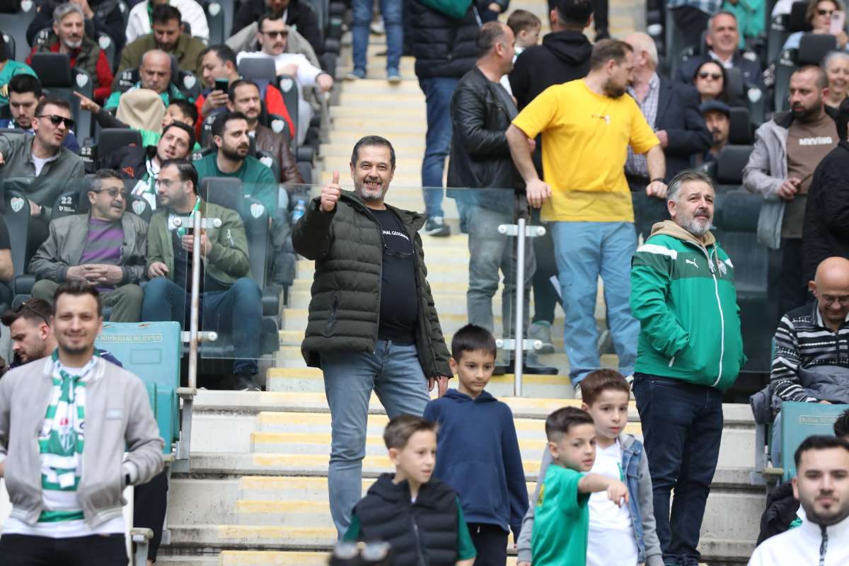 (FOTO GALERİ) BURSASPOR - 23 ELAZIĞ FK TARAFTAR FOTOĞRAFLARI