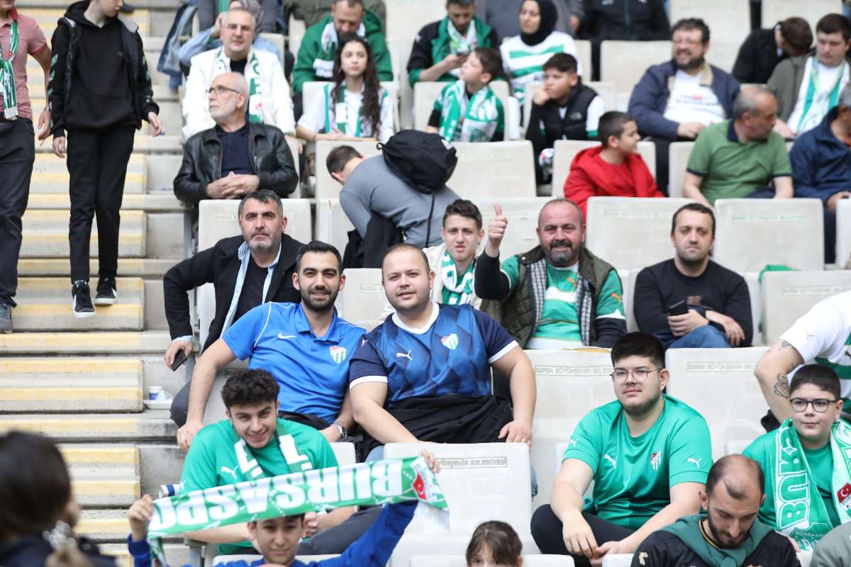 (FOTO GALERİ) BURSASPOR - 23 ELAZIĞ FK TARAFTAR FOTOĞRAFLARI