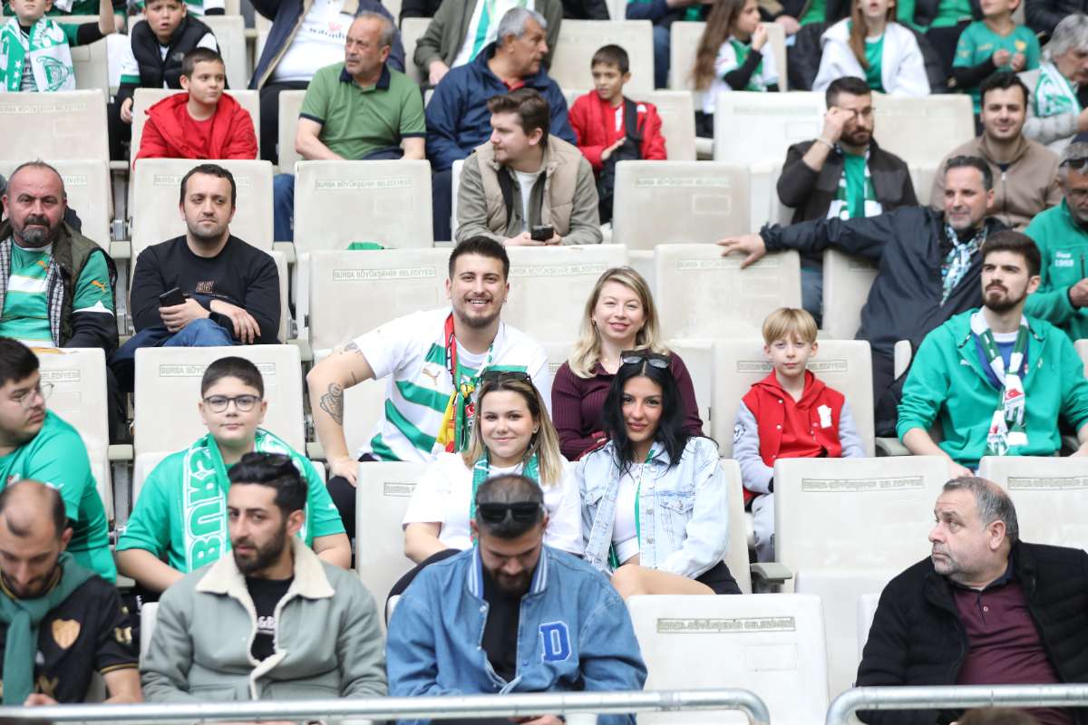 (FOTO GALERİ) BURSASPOR - 23 ELAZIĞ FK TARAFTAR FOTOĞRAFLARI
