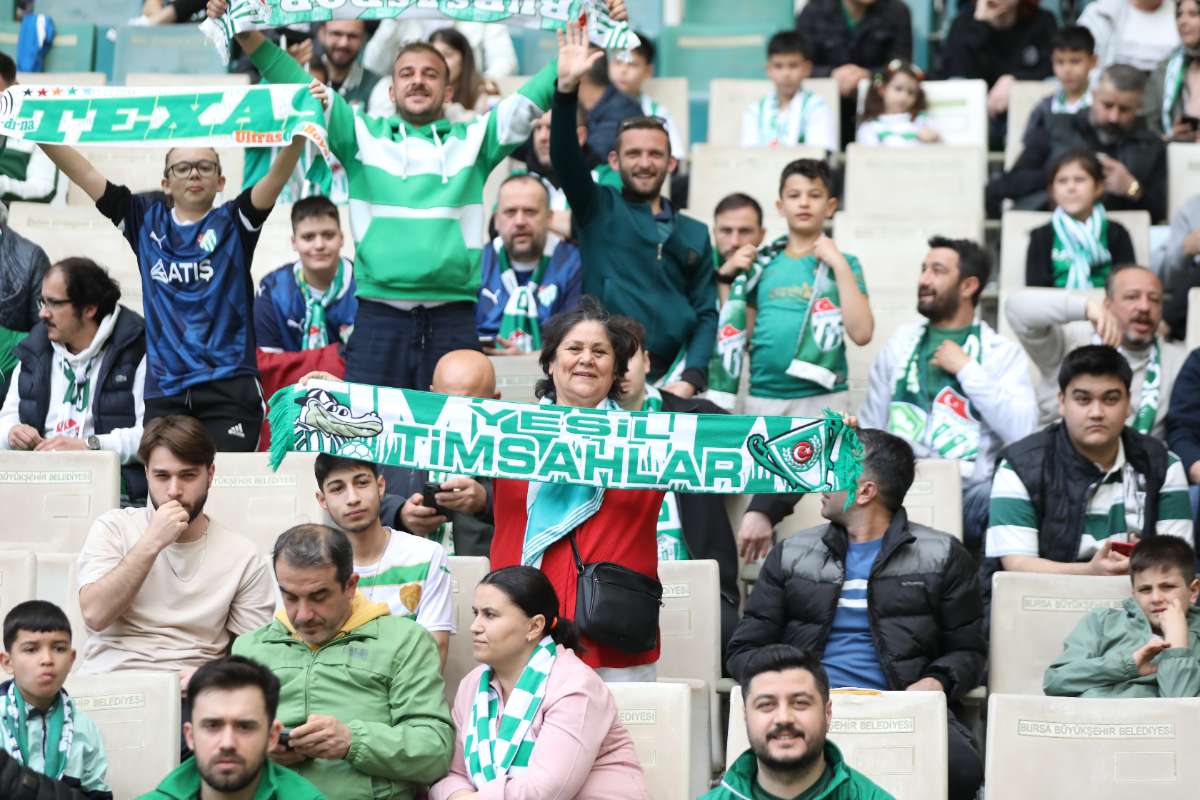 (FOTO GALERİ) BURSASPOR - 23 ELAZIĞ FK TARAFTAR FOTOĞRAFLARI