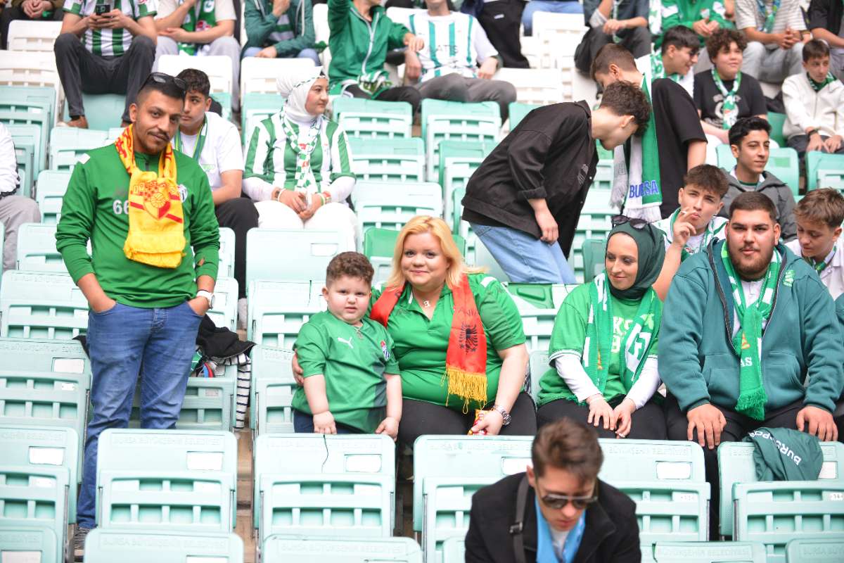 (FOTO GALERİ) BURSASPOR - 23 ELAZIĞ FK TARAFTAR FOTOĞRAFLARI