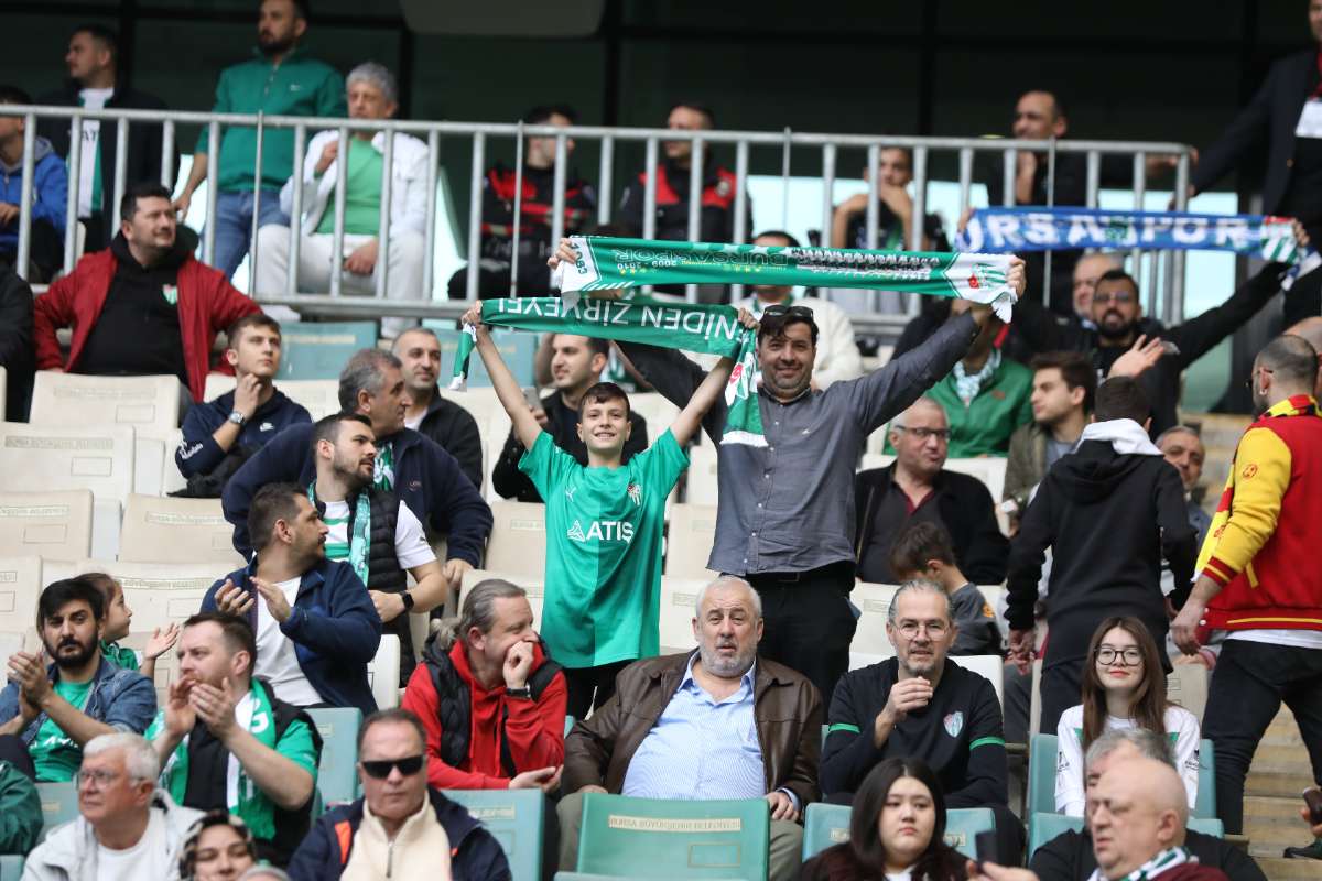 (FOTO GALERİ) BURSASPOR - 23 ELAZIĞ FK TARAFTAR FOTOĞRAFLARI