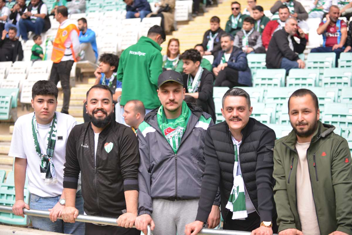 (FOTO GALERİ) BURSASPOR - 23 ELAZIĞ FK TARAFTAR FOTOĞRAFLARI