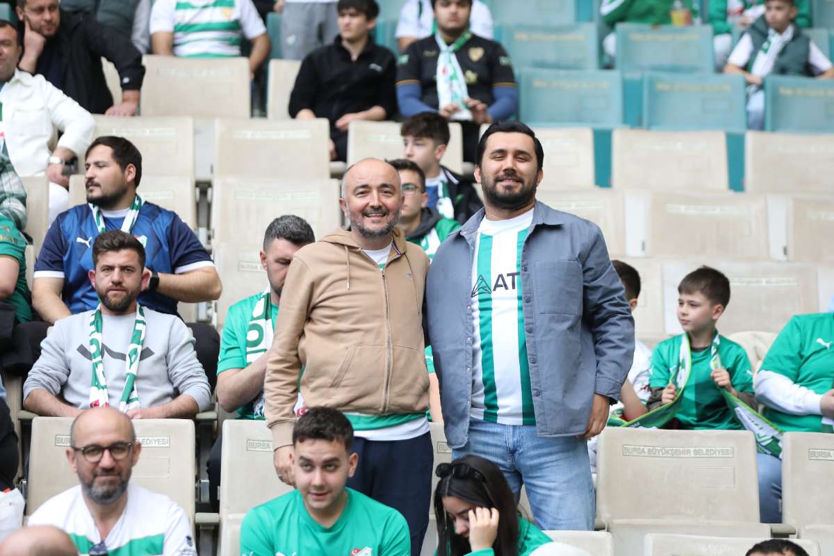 (FOTO GALERİ) BURSASPOR - 23 ELAZIĞ FK TARAFTAR FOTOĞRAFLARI