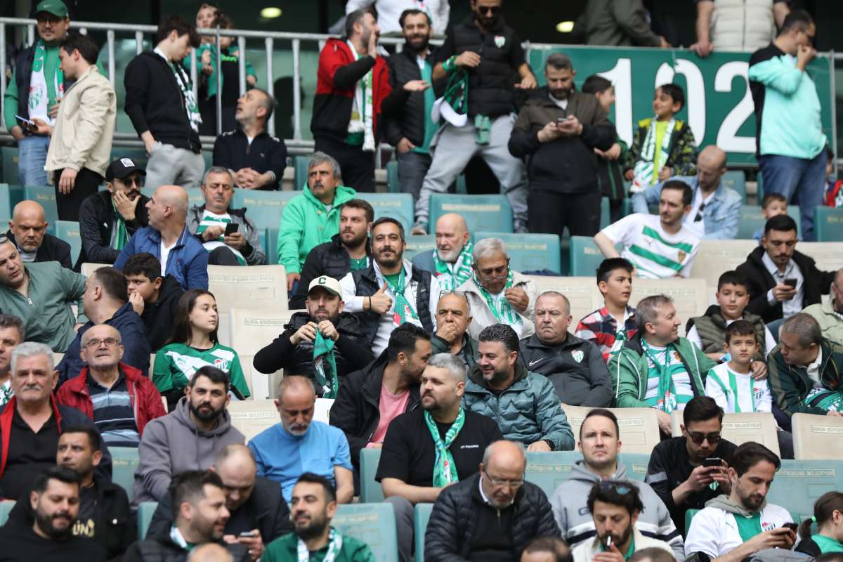 (FOTO GALERİ) BURSASPOR - 23 ELAZIĞ FK TARAFTAR FOTOĞRAFLARI