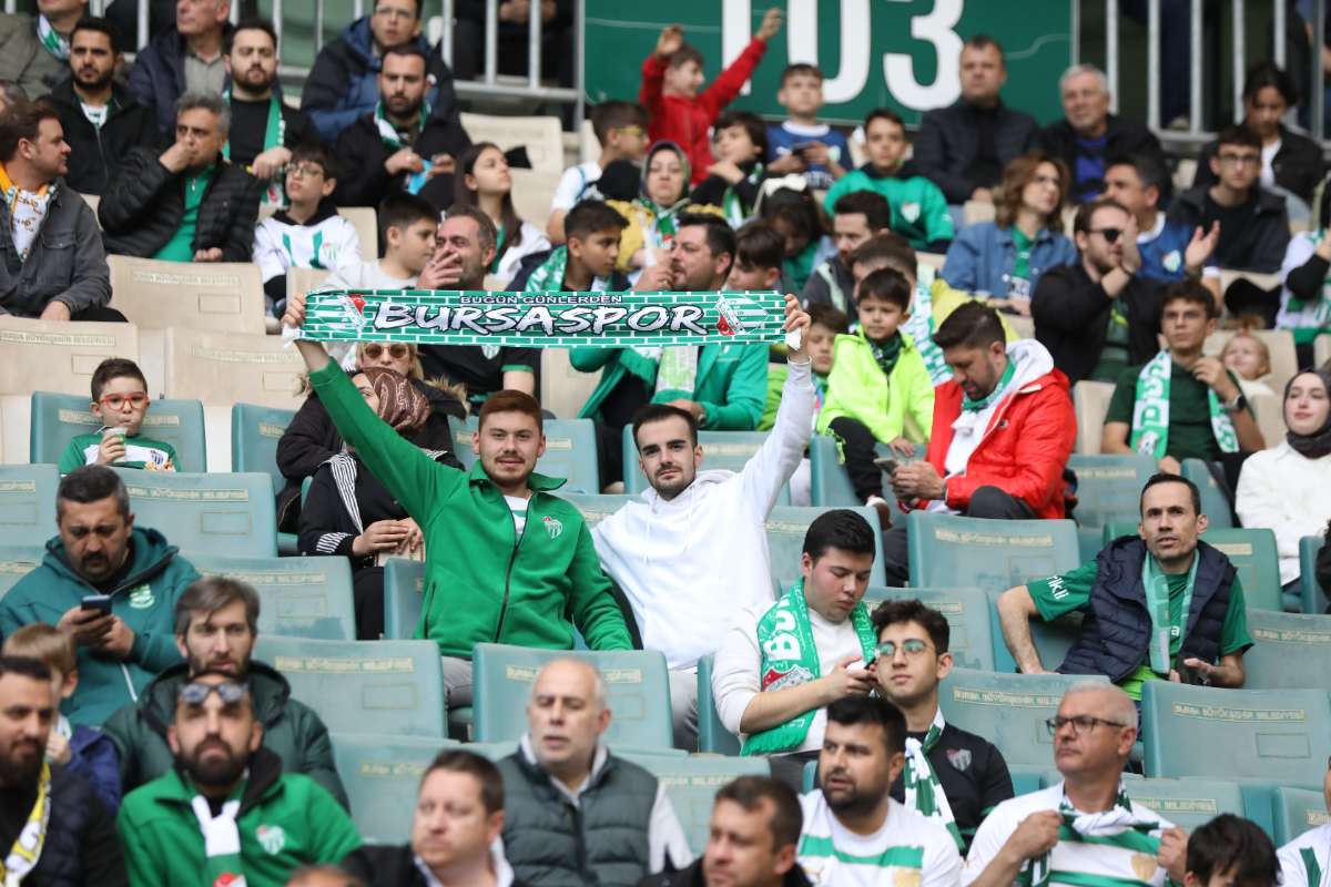 (FOTO GALERİ) BURSASPOR - 23 ELAZIĞ FK TARAFTAR FOTOĞRAFLARI