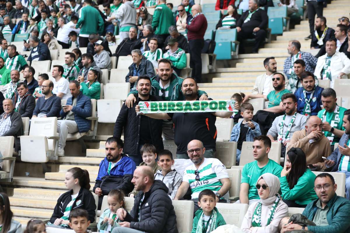 (FOTO GALERİ) BURSASPOR - 23 ELAZIĞ FK TARAFTAR FOTOĞRAFLARI
