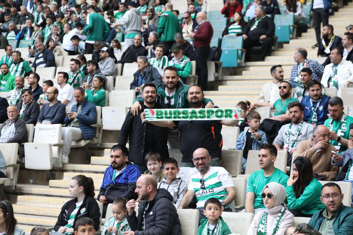 (FOTO GALERİ) BURSASPOR - 23 ELAZIĞ FK TARAFTAR FOTOĞRAFLARI