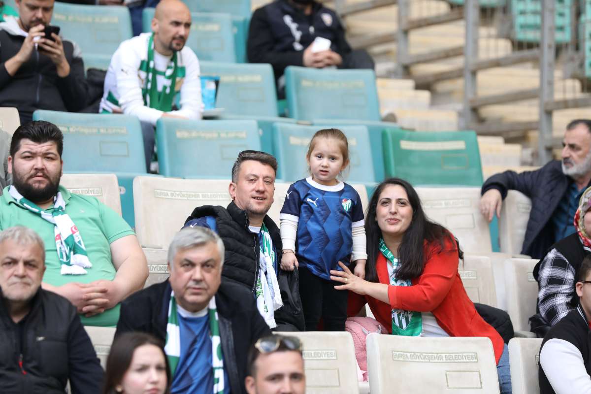 (FOTO GALERİ) BURSASPOR - 23 ELAZIĞ FK TARAFTAR FOTOĞRAFLARI