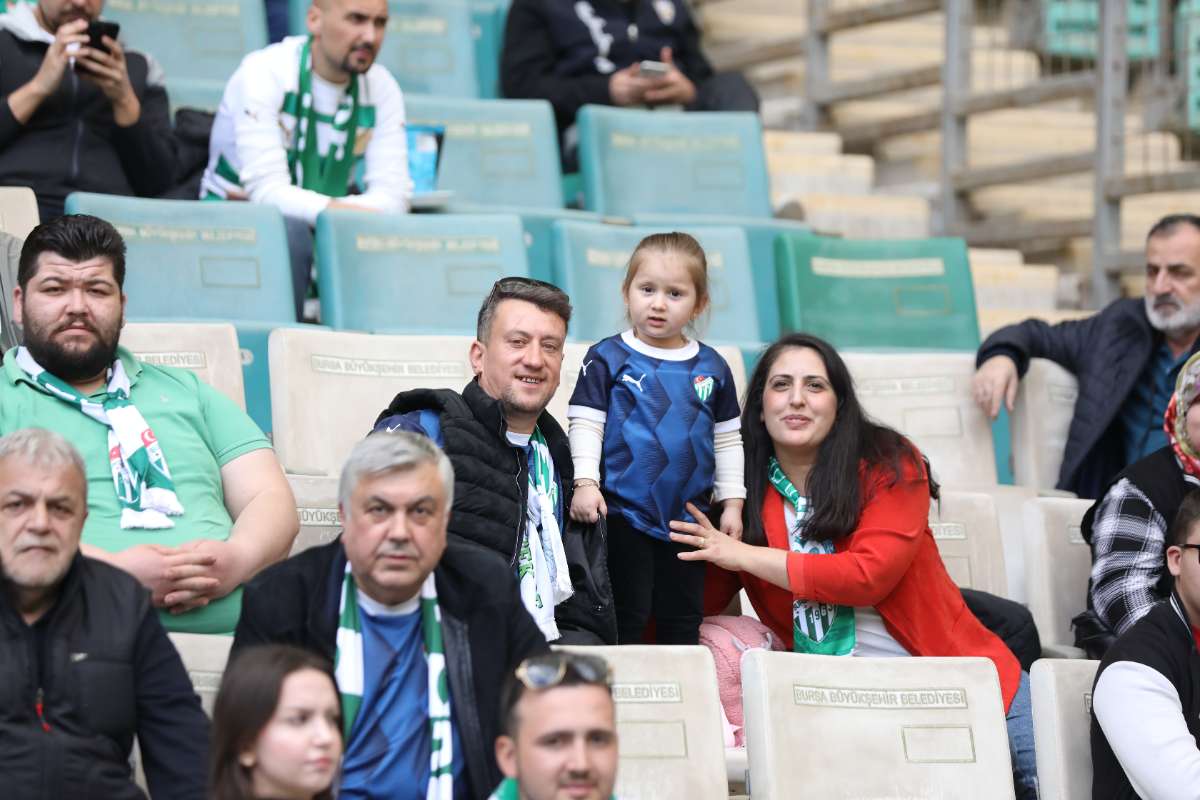 (FOTO GALERİ) BURSASPOR - 23 ELAZIĞ FK TARAFTAR FOTOĞRAFLARI