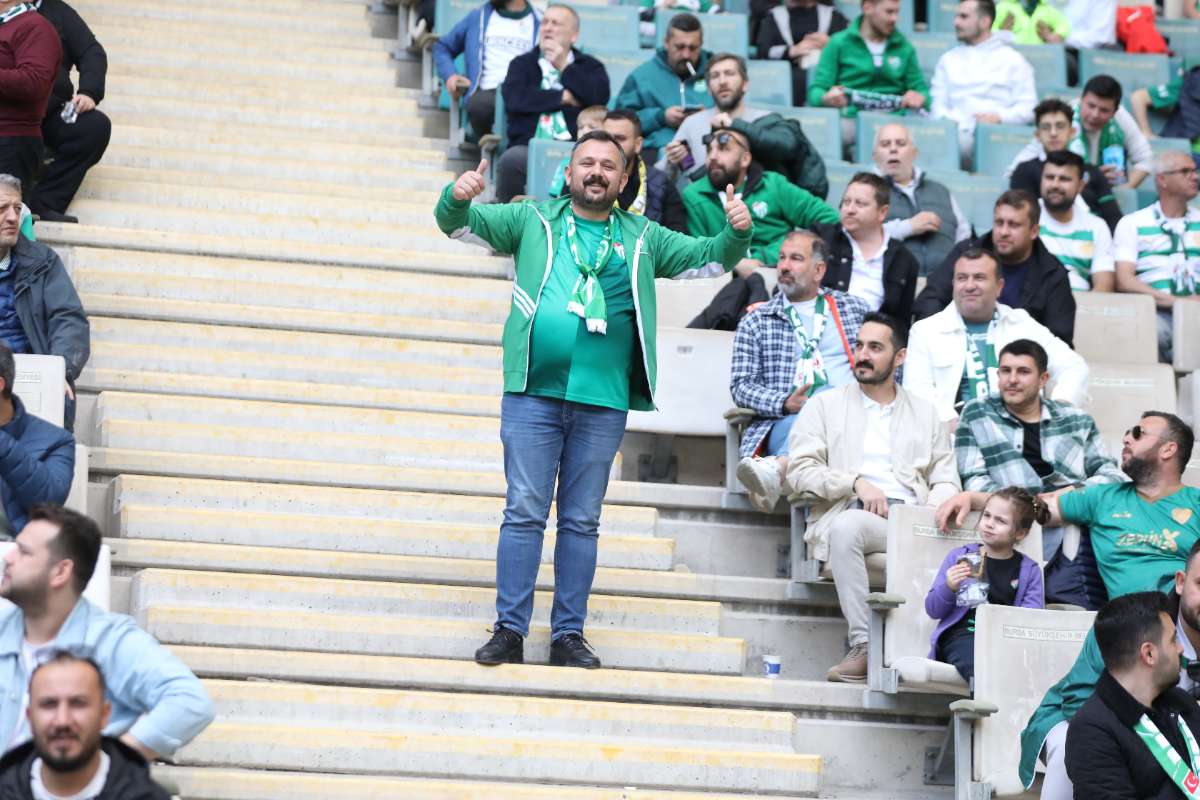 (FOTO GALERİ) BURSASPOR - 23 ELAZIĞ FK TARAFTAR FOTOĞRAFLARI