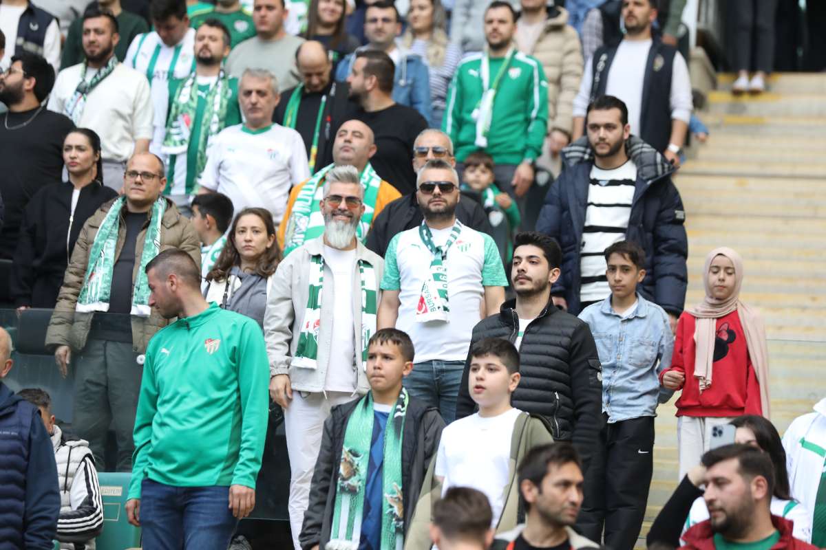 (FOTO GALERİ) BURSASPOR - 23 ELAZIĞ FK TARAFTAR FOTOĞRAFLARI