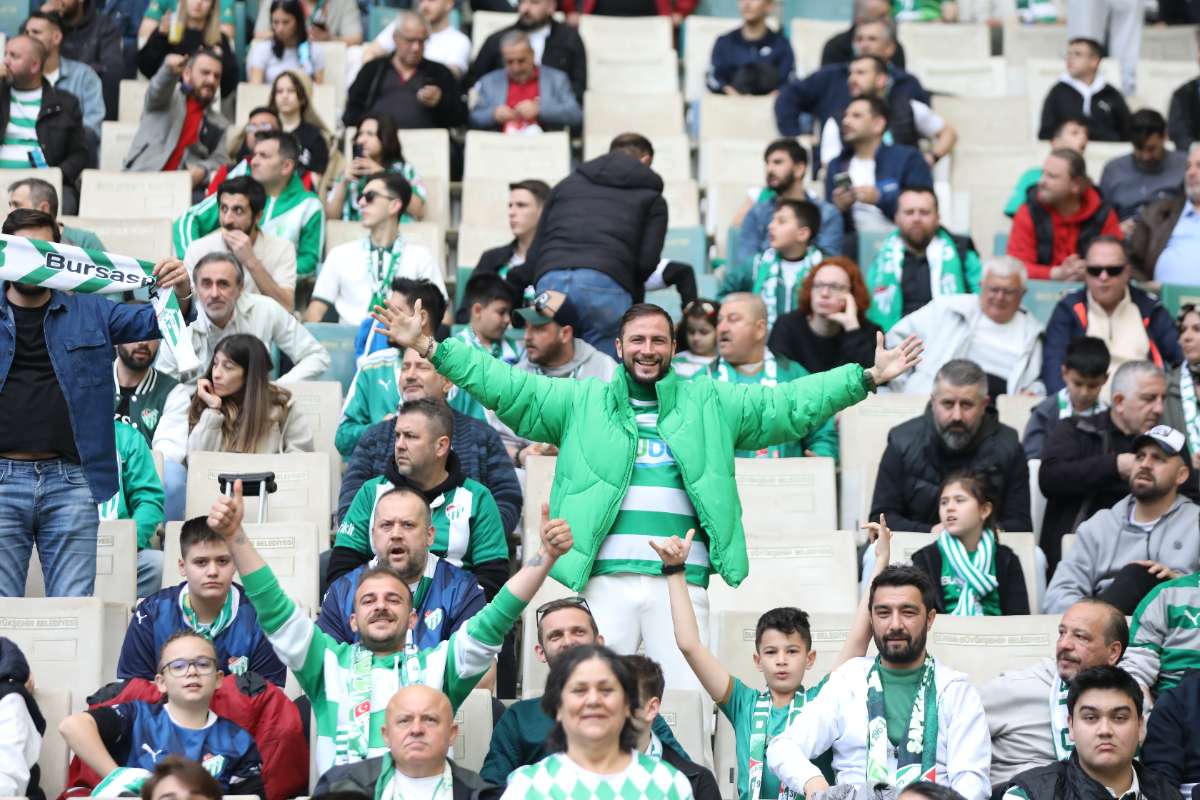 (FOTO GALERİ) BURSASPOR - 23 ELAZIĞ FK TARAFTAR FOTOĞRAFLARI